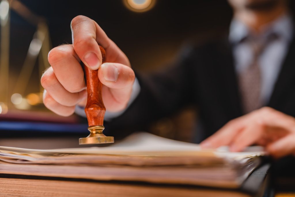 Todo lo que Necesita Saber Sobre el Poder Notarial Duradero